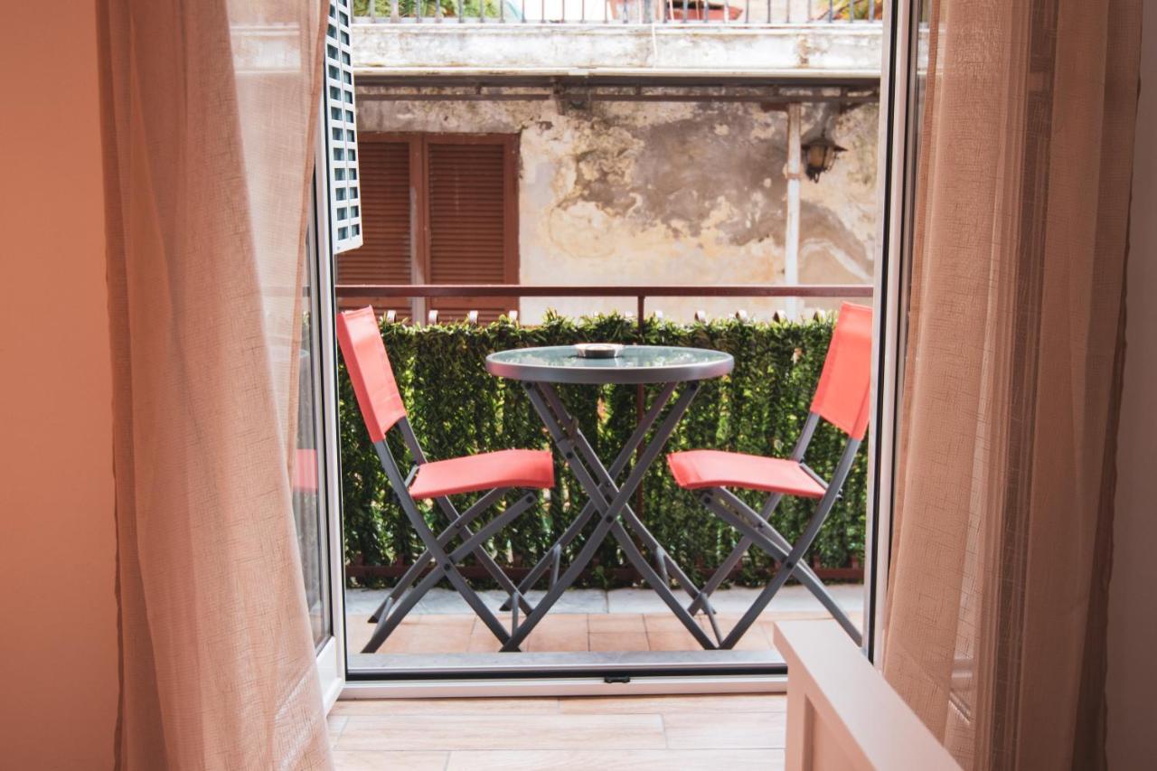 Casa Masaniello - Affittacamere Guesthouse In Historical Center Toledo Station Napels Buitenkant foto